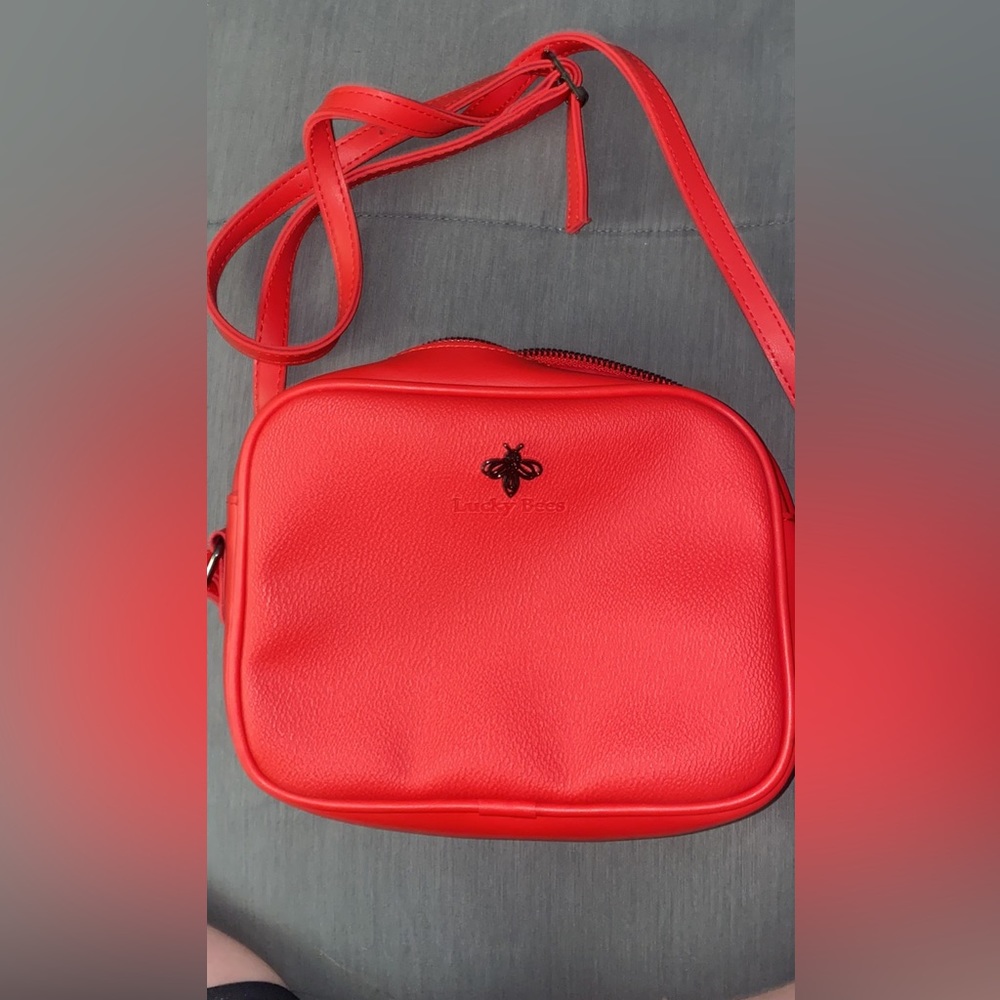 Lucky Bee Crossbody bag